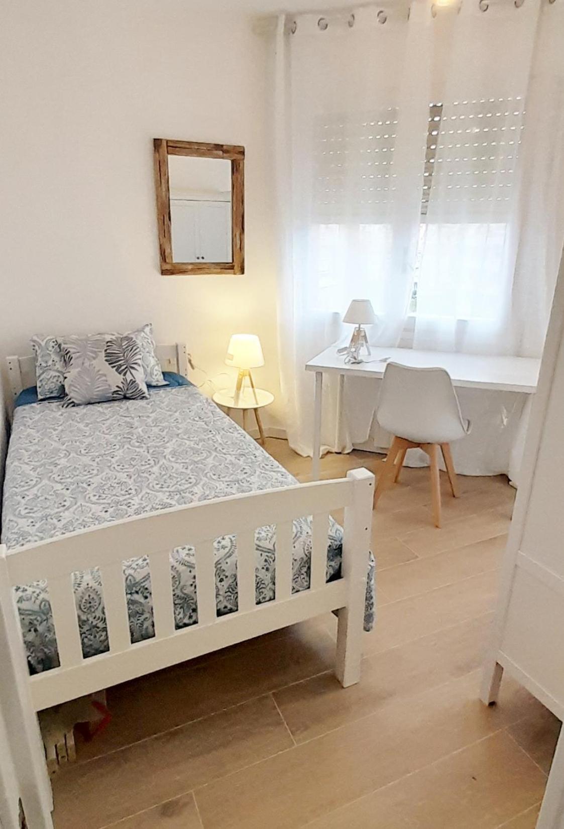 Tarragonaapartments Prim 350 Reus Esterno foto